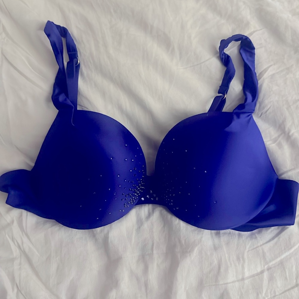 Victoria’s Secret bra